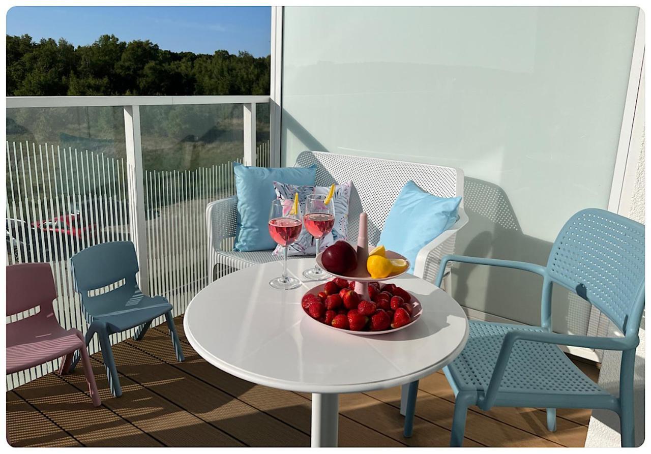 Hello Kolobrzeg Polanki Aqua Apartament Premium Eksteriør bilde